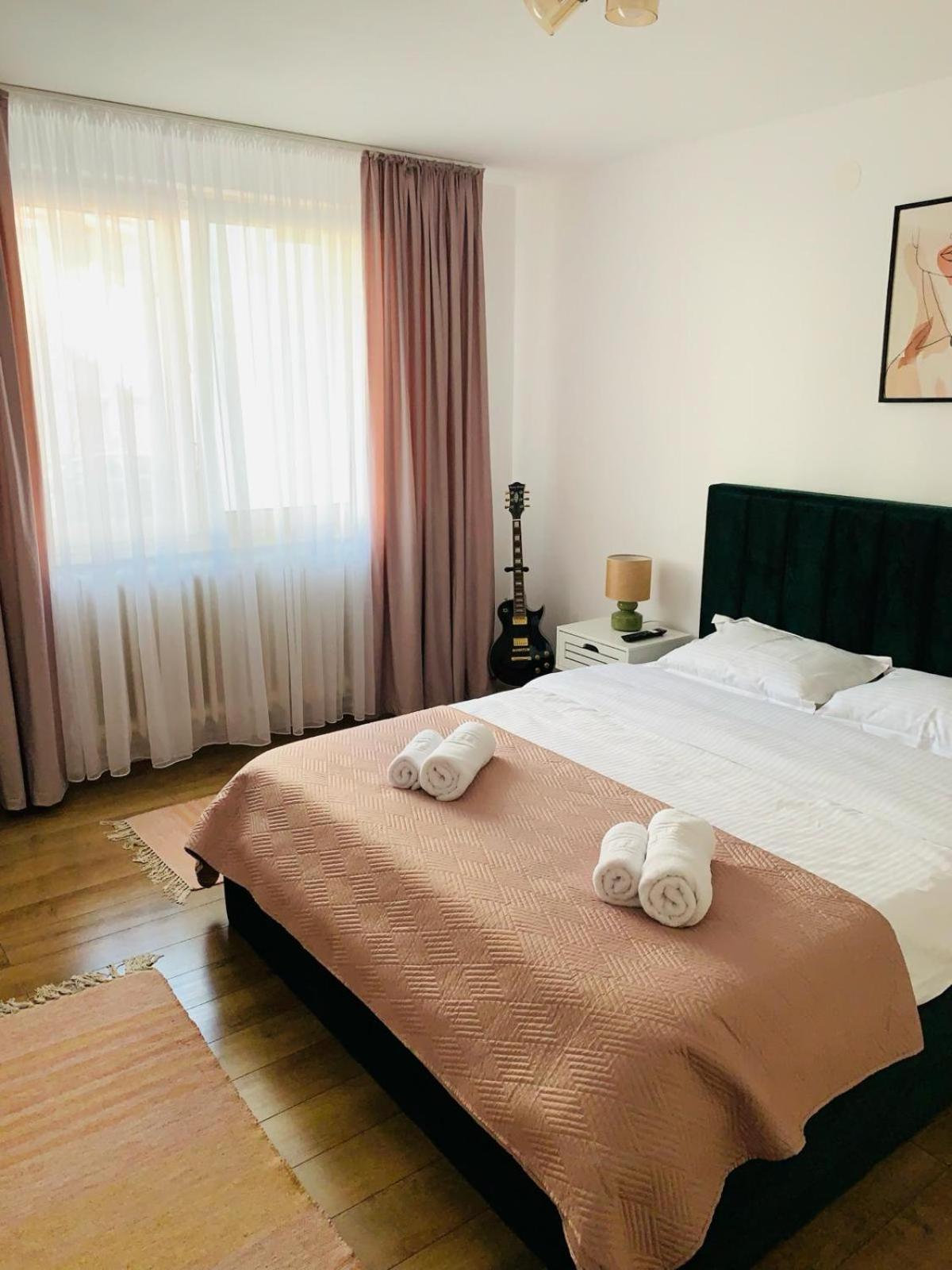 Iris Apartment Piatra Neamt Luaran gambar